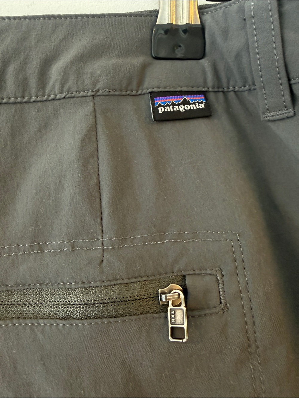 Patagonia Women’s Outdoor Hiking Shorts Gray Size 10 Lightweight Stretch - Picture 3 of 7